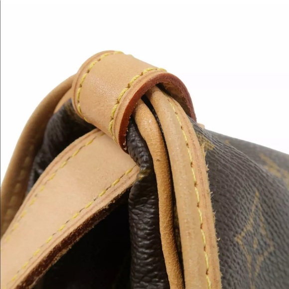 {SOLD}😍🔥Auth Louis Vuitton Saumur 30 - Picture 6 of 16